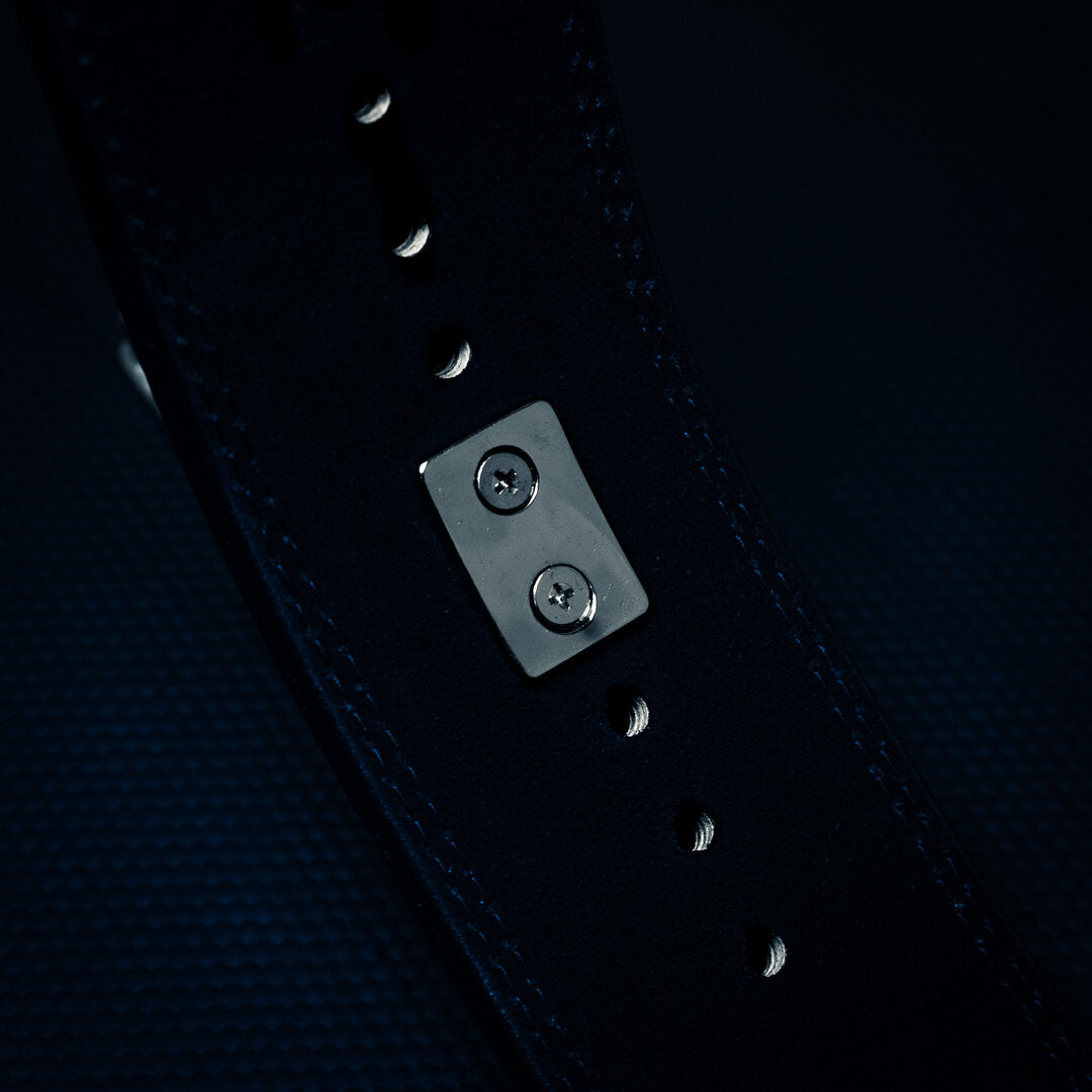  close-up of the inside of the Trackfie lever belt showing where to adjust the belt buckle